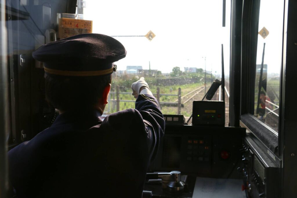 【完全ロードマップ】鉄道会社に入社してから電車の運転士になるまでの5ステップ｜現役運転士が解説